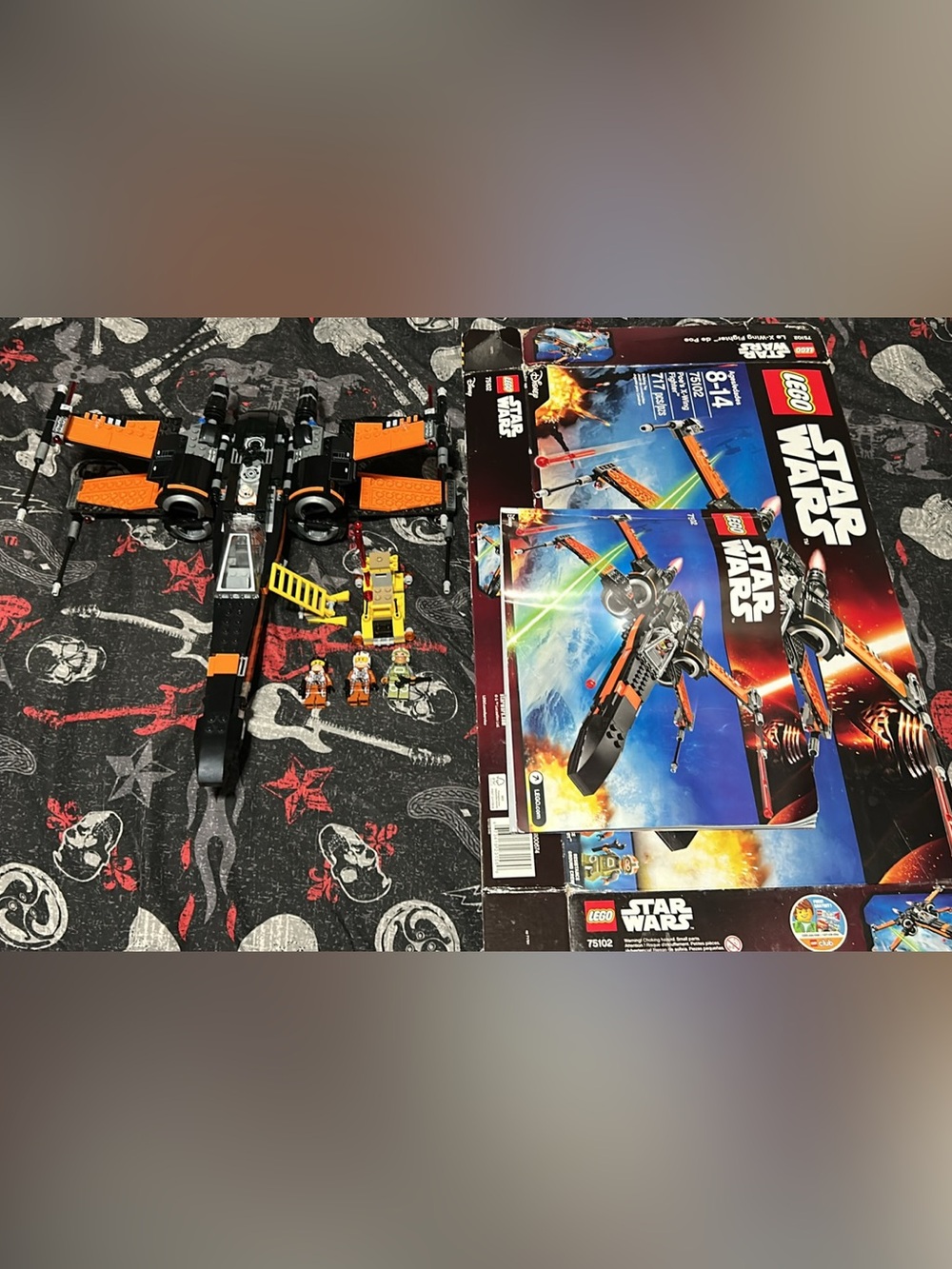 Lego Star Wars Poe’s X-Wing Fighter w/ Minifigures